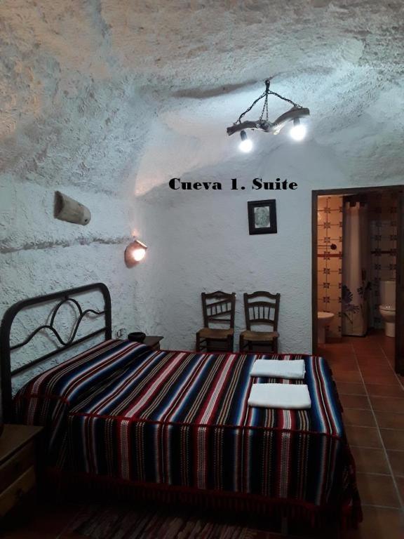 Cuevas Lourdes Villa Benamaurel Exterior photo