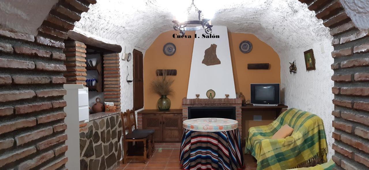 Cuevas Lourdes Villa Benamaurel Exterior photo