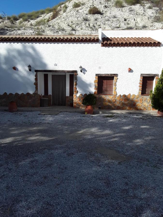Cuevas Lourdes Villa Benamaurel Exterior photo